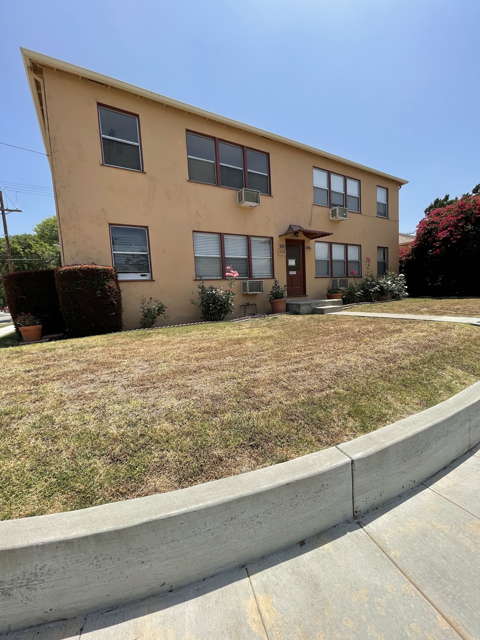 1500 West Alameda Avenue - 1500 1/2